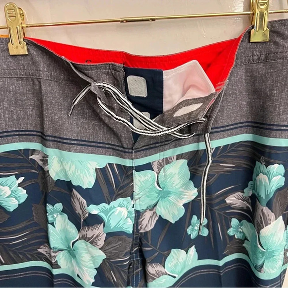 Board Shorts Swim Size 32 Navy Gray Teal Hawaiian Floral 10" Inseam - Picture 6 of 8
